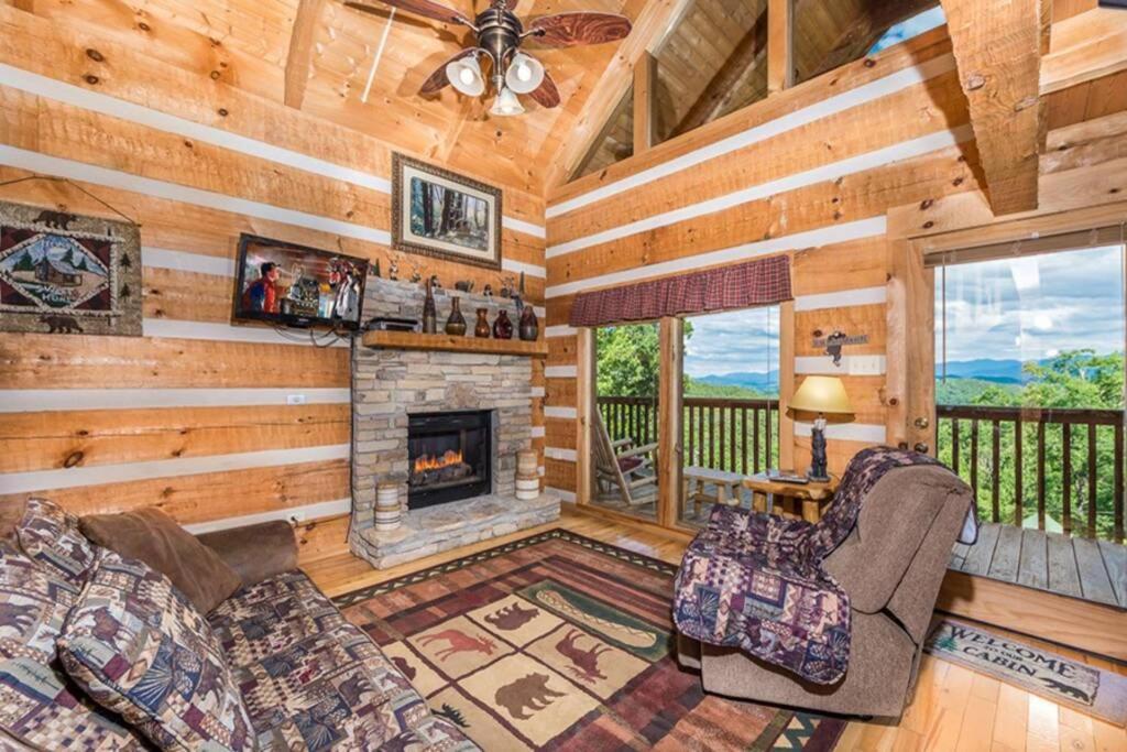 View! Private! Hot Tub,Pool Table,Fireplace,Relax! เซอเวียร์วีล ภายนอก รูปภาพ