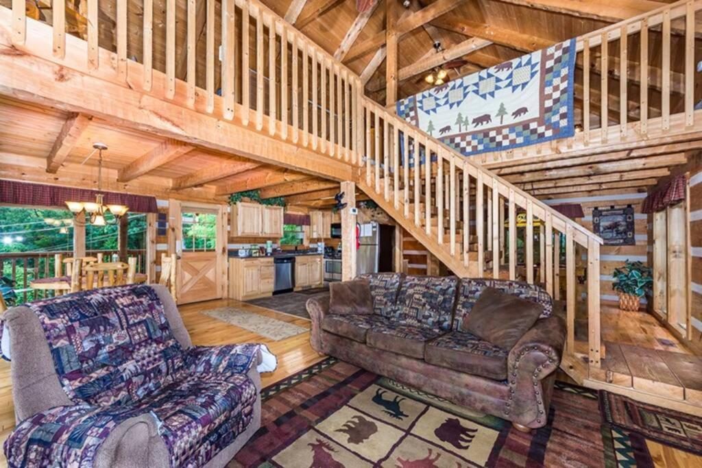 View! Private! Hot Tub,Pool Table,Fireplace,Relax! เซอเวียร์วีล ภายนอก รูปภาพ
