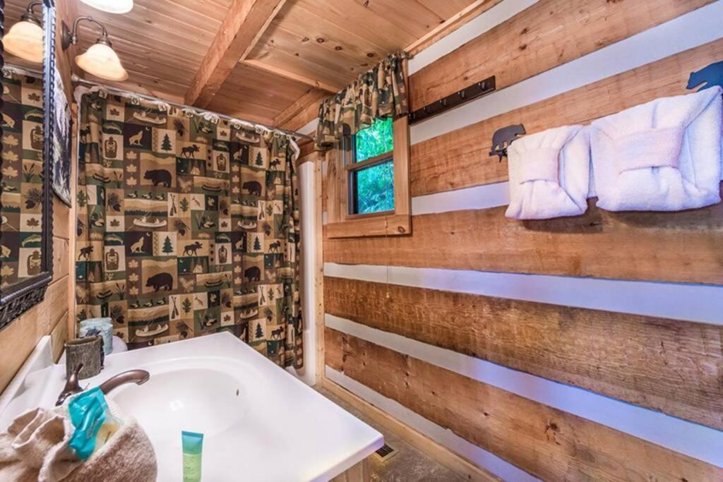 View! Private! Hot Tub,Pool Table,Fireplace,Relax! เซอเวียร์วีล ภายนอก รูปภาพ