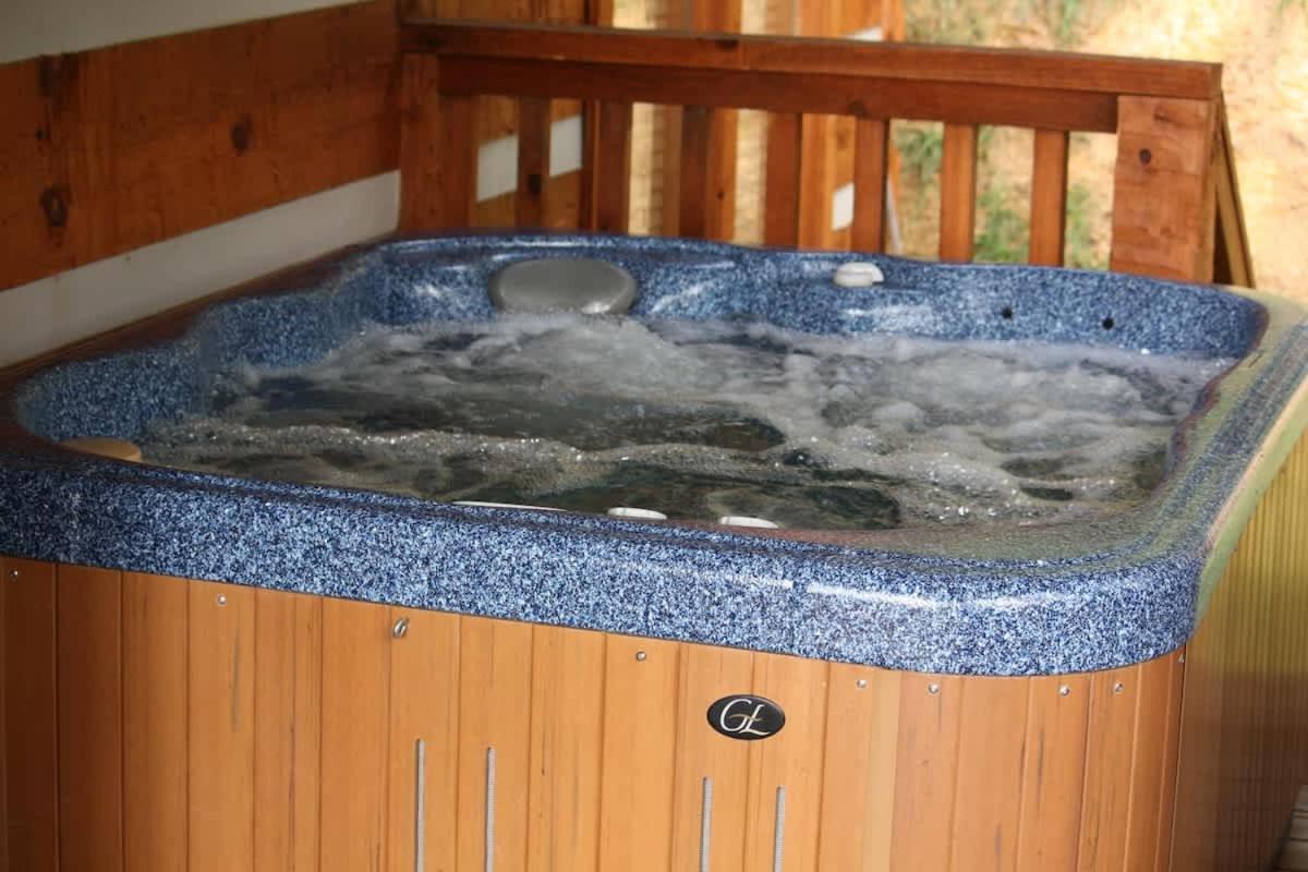 View! Private! Hot Tub,Pool Table,Fireplace,Relax! เซอเวียร์วีล ภายนอก รูปภาพ